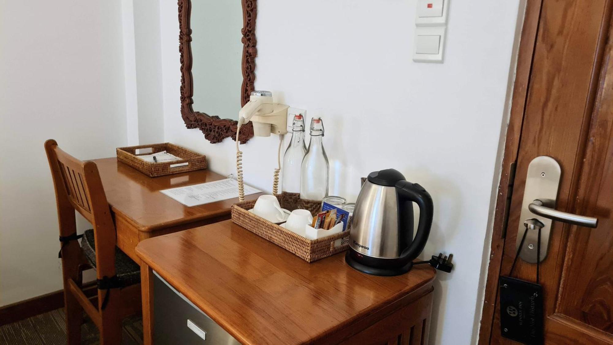 Winner Inn Yangon Ngoại thất bức ảnh