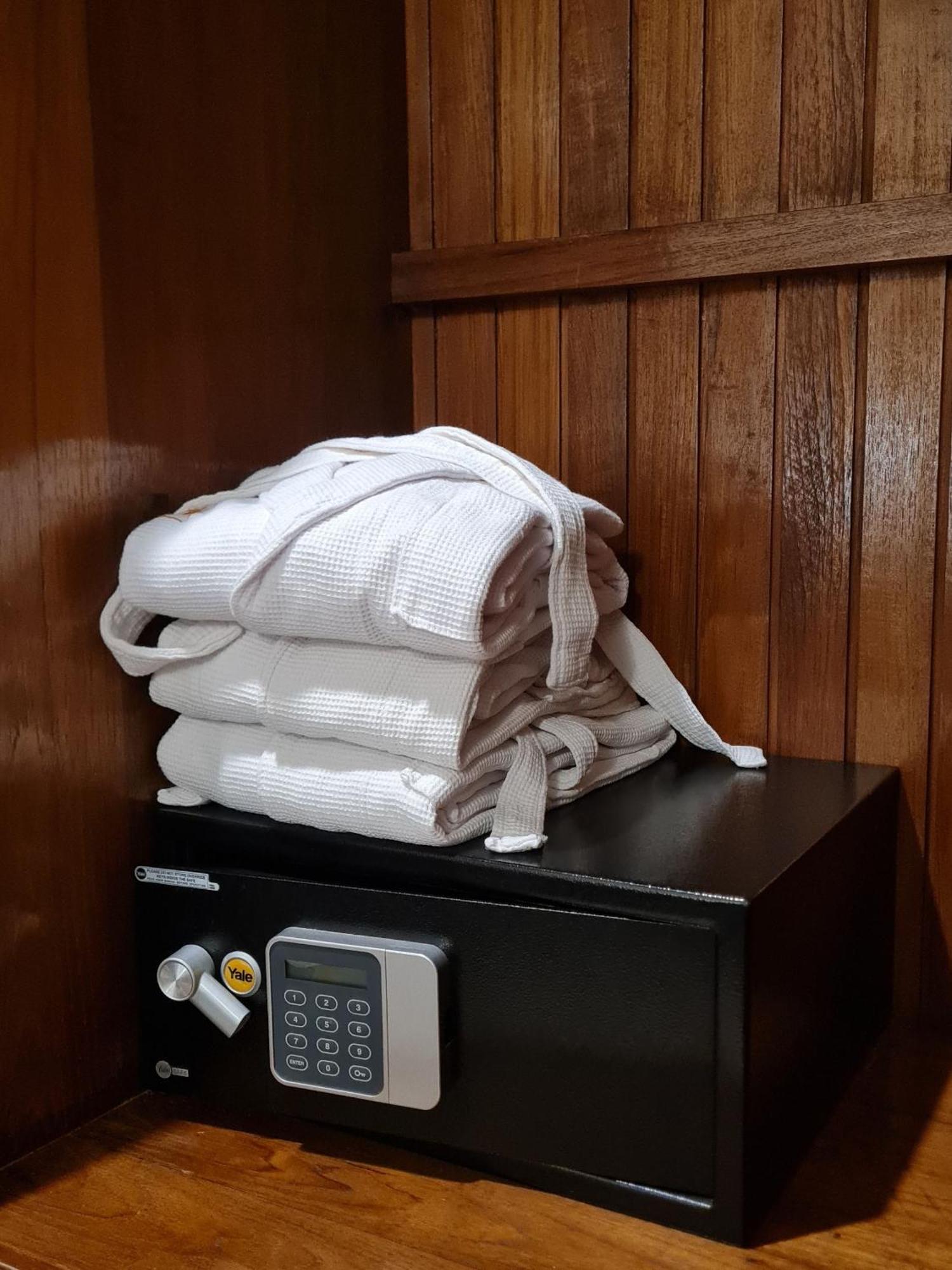 Winner Inn Yangon Ngoại thất bức ảnh