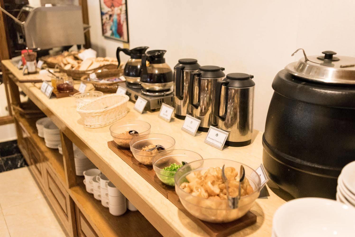 Winner Inn Yangon Ngoại thất bức ảnh